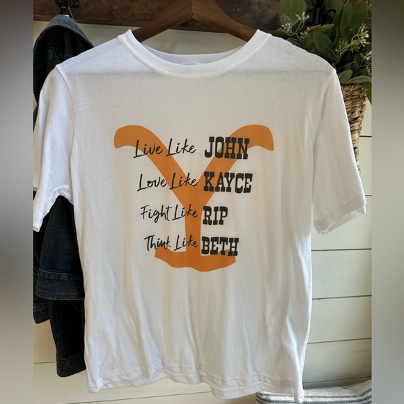 Yellowstone Dutton John Kayce Rip Beth White Graphic Tee T-Shirt Casual Women's - Picture 2 of 4